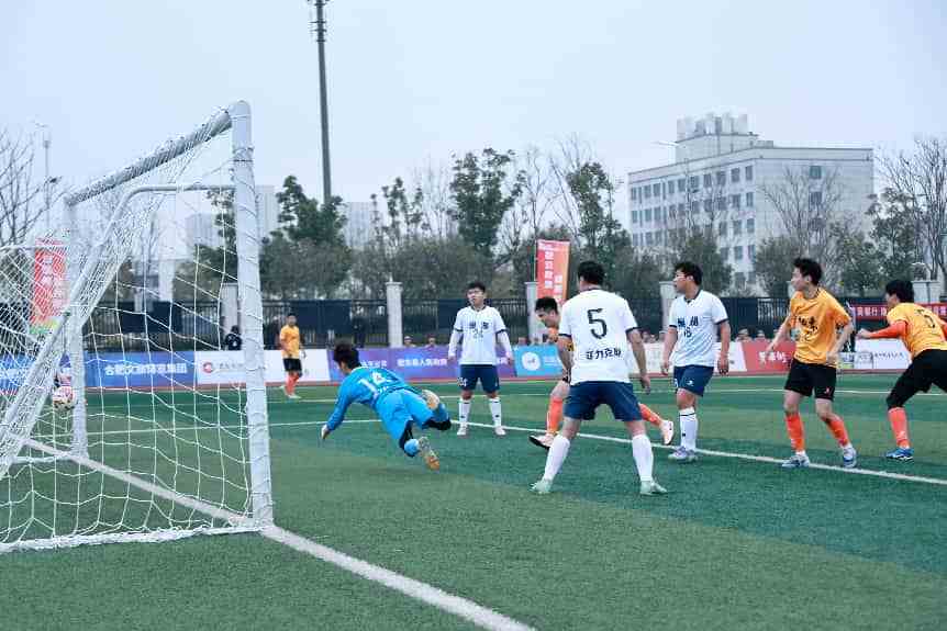 九游（jiuyou.com）游戏-合肥城市足球联赛肥东主场首战激情开赛